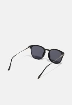Pier One Sonnenbrille - Black 9 Pier One Sonnenbrille - Black -Pier One Store 0b35b207c8304bdcb9c7addd1a296ed9