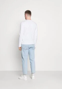 Pier One 5 PACK - Langarmshirt - White/dark Blu/grey 10 Pier One 5 PACK - Langarmshirt - White/dark Blu/grey -Pier One Store 501e285d599547fa8b3d97a7168757c4