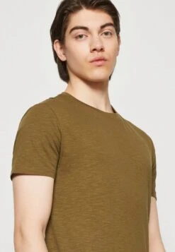 Pier One T-Shirt Basic - Black/light Blue/khaki/mint/beige 10 Pier One T-Shirt Basic - Black/light Blue/khaki/mint/beige -Pier One Store 54e4eb47d150489faf0f2a6348817fd5