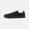 Pier One UNISEX - Sneaker Low - Black -Pier One Store 63dc2cef3093475d8b1fb4dd972f3e39