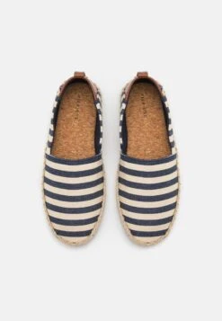 Pier One UNISEX - Espadrille - Dark Blue/white 11 Pier One UNISEX - Espadrille - Dark Blue/white -Pier One Store 656fb98ccb7640ac939ccc145e729a86