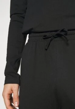 Pier One Nachtwäsche Set - Black -Pier One Store 842cc55e81224f6ca06ad94aae25d25c