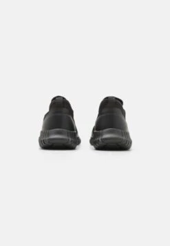 Pier One Sneaker Low - Black 10 Pier One Sneaker Low - Black -Pier One Store 8c00dac42ca54760bb9e30aa6c287d7d