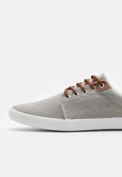 Pier One UNISEX - Sneaker Low - Light Grey 13 Pier One UNISEX - Sneaker Low - Light Grey -Pier One Store 8f5660aa856d43a69db14e309615dd5c