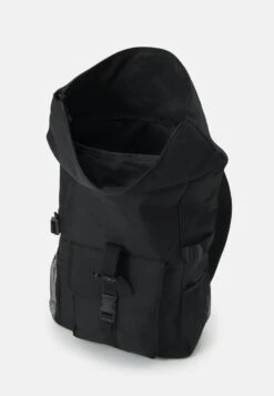 Pier One UNISEX - Tagesrucksack - Black -Pier One Store 939c1168ae06424197340c64c212519d