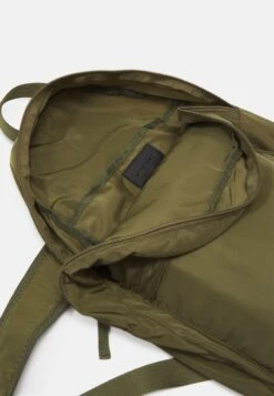 Pier One UNISEX - Tagesrucksack - Khaki -Pier One Store 950ff27251644415923cabe4fe85982f