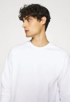 Pier One 2 PACK - Sweatshirt - White/black -Pier One Store a5485bef5ad44f4282ce09e954d19f56