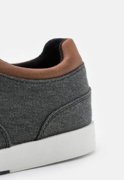 Pier One Sportlicher Schnürer - Black -Pier One Store b5777430521a4850bf35d69d902f196f