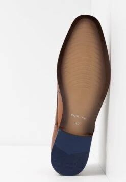 Pier One LEATHER - Business-Schnürer - Cognac 12 Pier One LEATHER - Business-Schnürer - Cognac -Pier One Store bd7073ea68f641d3aea91bfbbc2dbafd