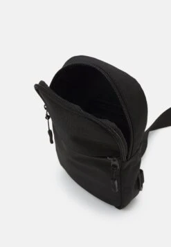 Pier One Gürteltasche - Black -Pier One Store c75c8bdf8b8541419b96d7dba0f5d743