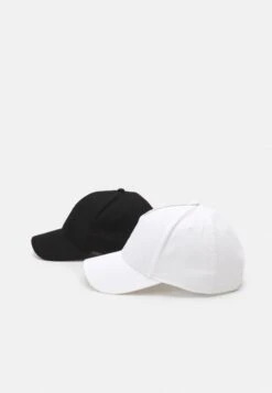Pier One UNISEX 2 PACK - Cap - Black/white 10 Pier One UNISEX 2 PACK - Cap - Black/white -Pier One Store ca248325deac4f01afb539b5660c2a9a