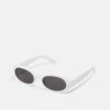 Pier One UNISEX - Sonnenbrille - White 1 Pier One UNISEX - Sonnenbrille - White -Pier One Store cf9f7dd8af1e4aef90e1613cbf15efdf