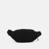 Pier One UNISEX - Gürteltasche - Black -Pier One Store d184f8ac0fe74deabe6e37372fa5dbb9