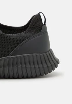 Pier One Sneaker Low - Black 13 Pier One Sneaker Low - Black -Pier One Store da21a0204b9943a1b0a5be03e6d2430f