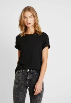 Pier One T-Shirt Basic - Black 11 Pier One T-Shirt Basic - Black -Pier One Store dae999ea2dda446c960df0379b7f1a47