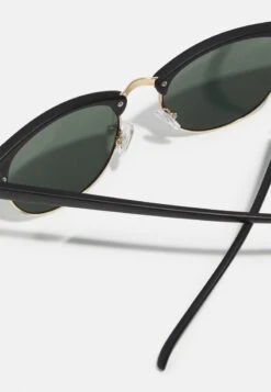 Pier One UNISEX - Sonnenbrille - Black/green 10 Pier One UNISEX - Sonnenbrille - Black/green -Pier One Store e1f96fdeaeb540b5afa394ab48bca716