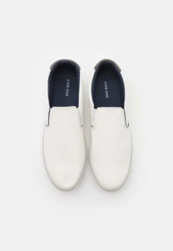 Pier One UNISEX - Sneaker Low - White 11 Pier One UNISEX - Sneaker Low - White -Pier One Store ed049c4add34421d8da2fcba5365fa6b